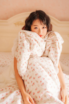 曰韩内射六十七十老熟女影视